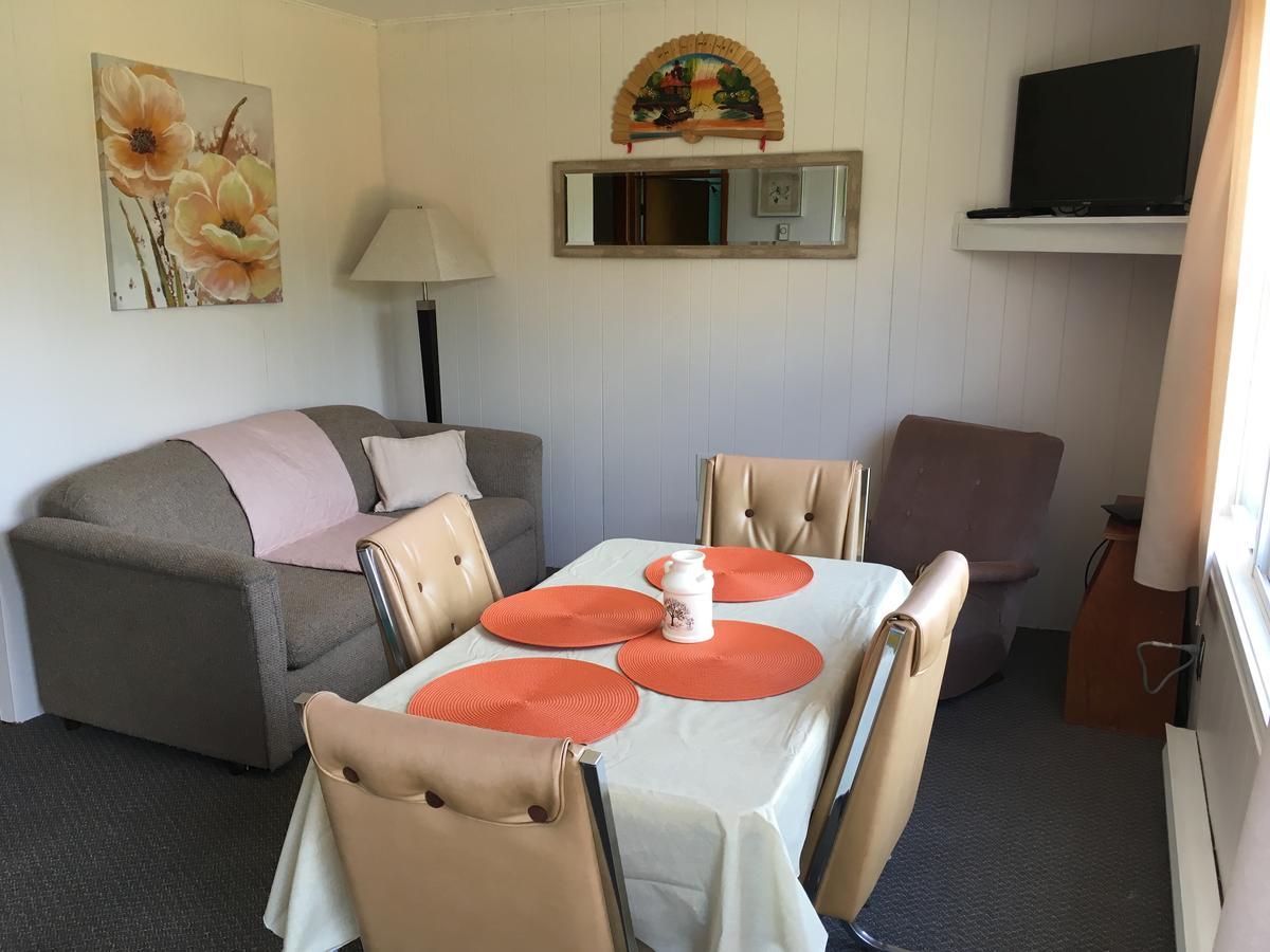 Wingspread Cottages Stanley Bridge Екстериор снимка